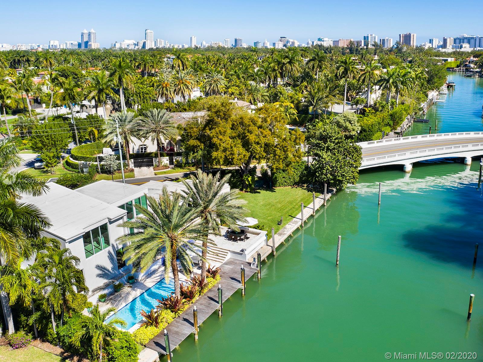 SUNSET ISLANDS-ISLAND NO - Residential