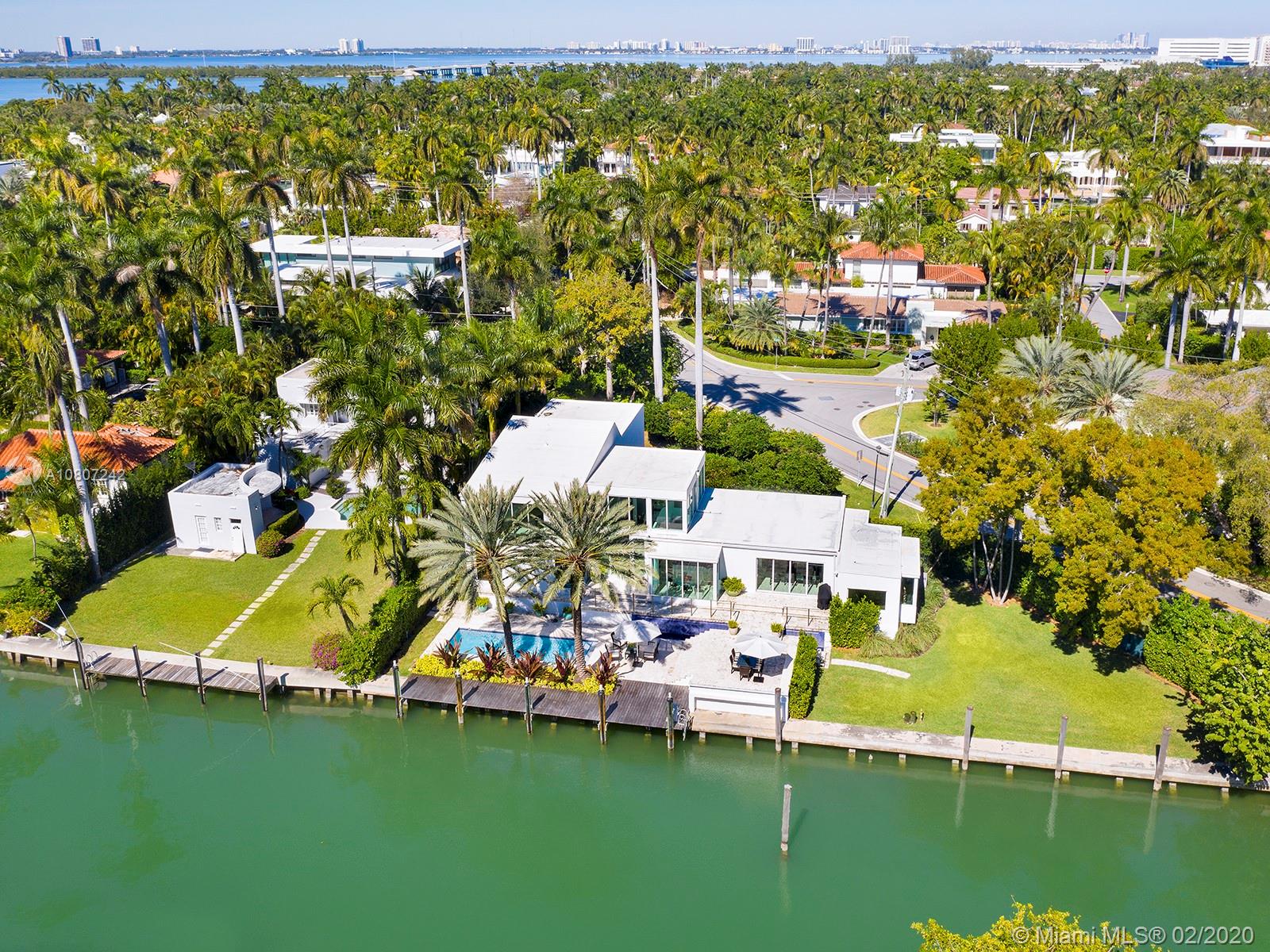 SUNSET ISLANDS-ISLAND NO - Residential