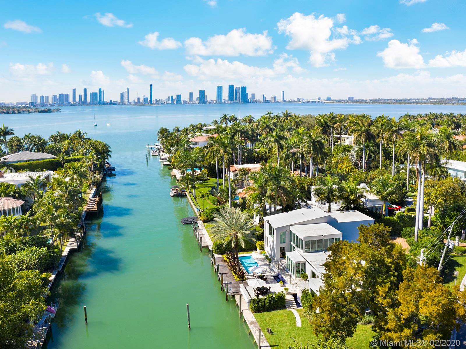 SUNSET ISLANDS-ISLAND NO - Residential