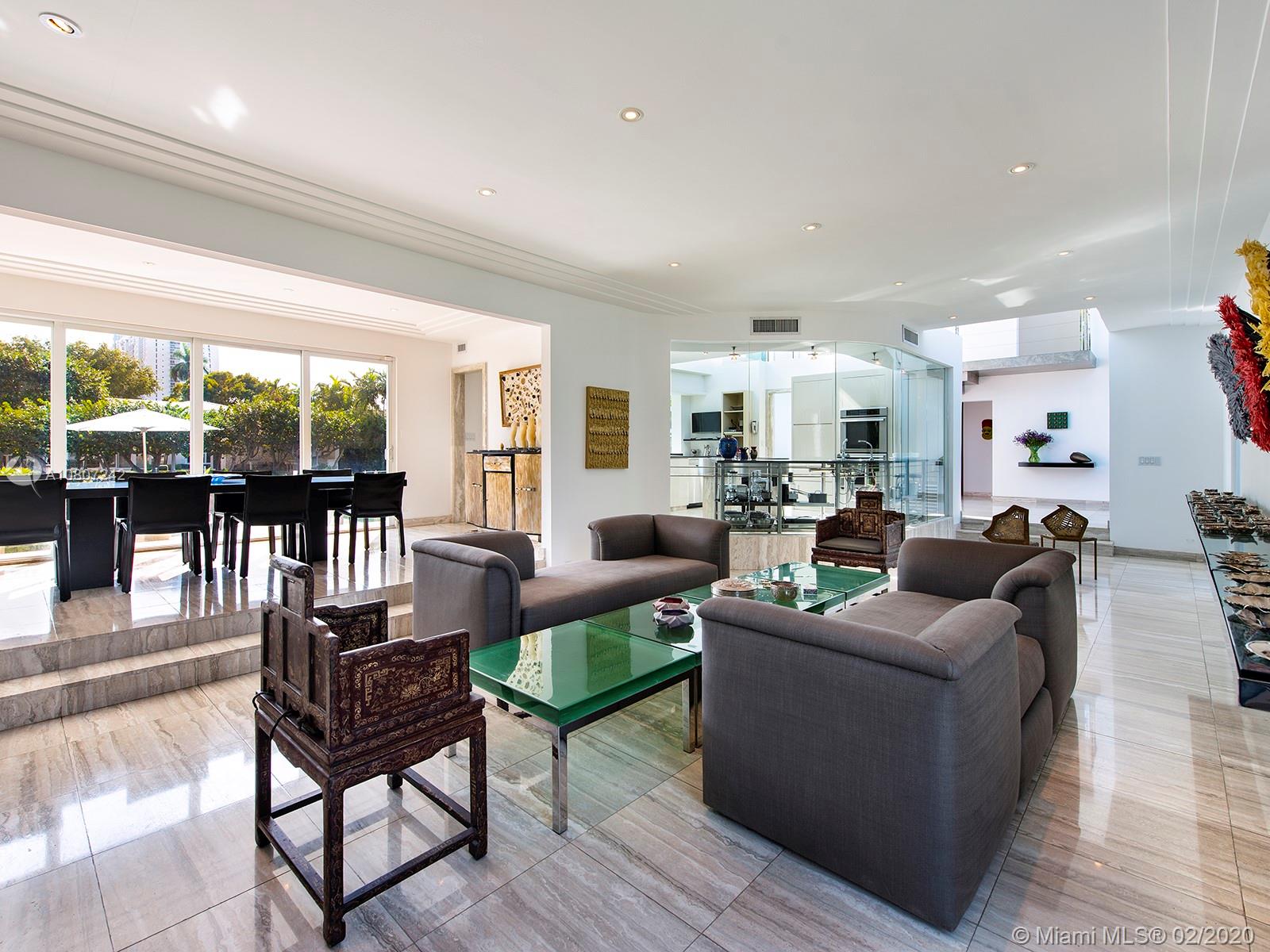 SUNSET ISLANDS-ISLAND NO - Residential