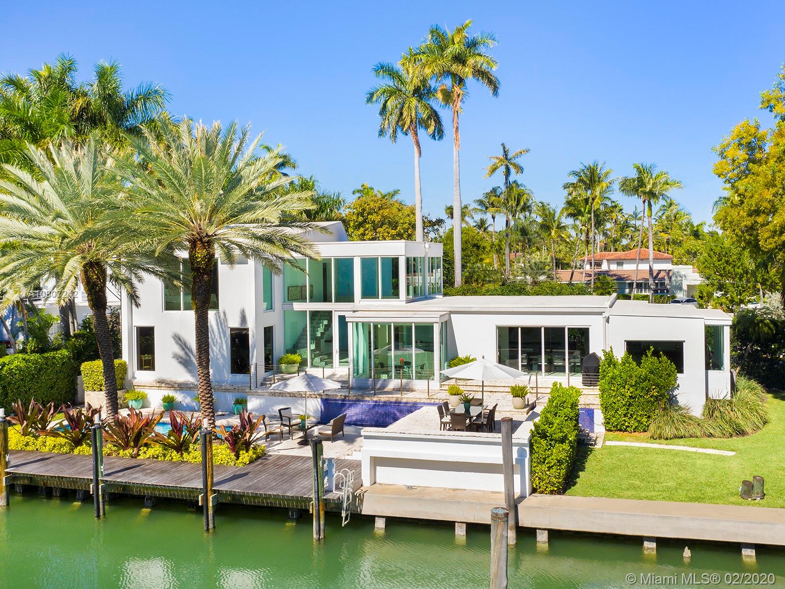 SUNSET ISLANDS-ISLAND NO - Residential