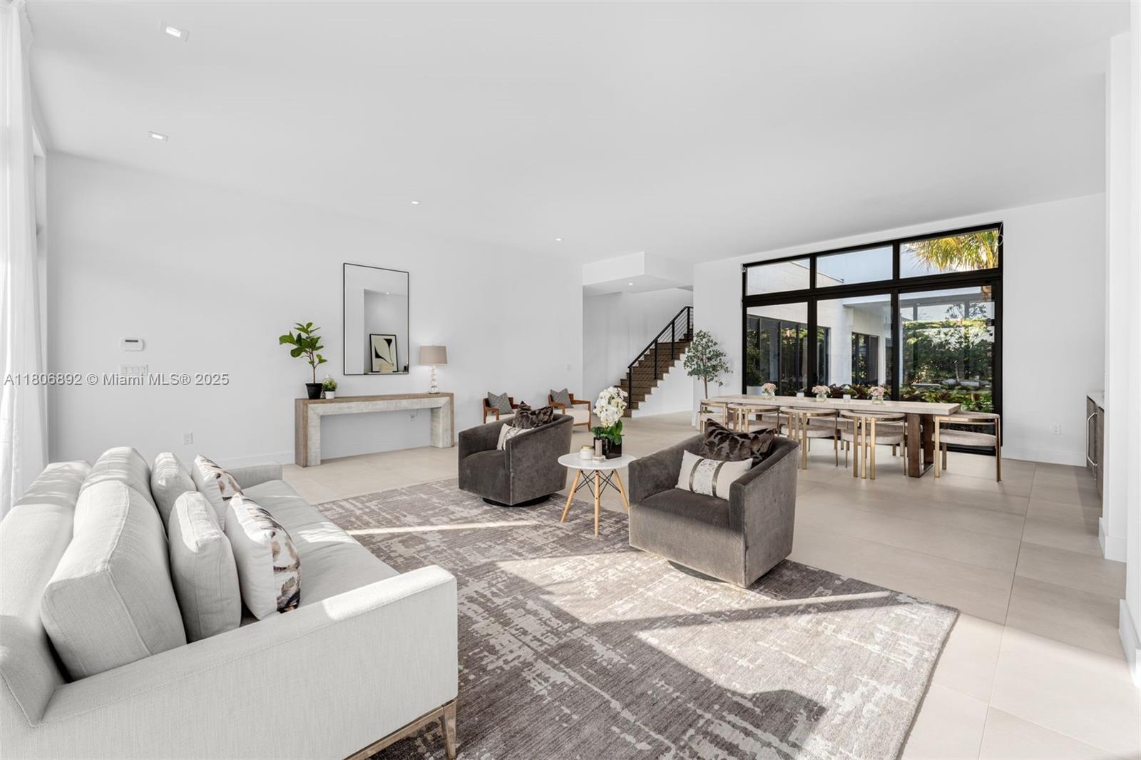 WESTON ESTATES - Residential