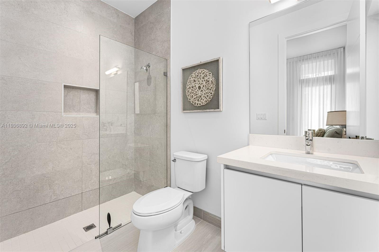 WESTON ESTATES - Residential