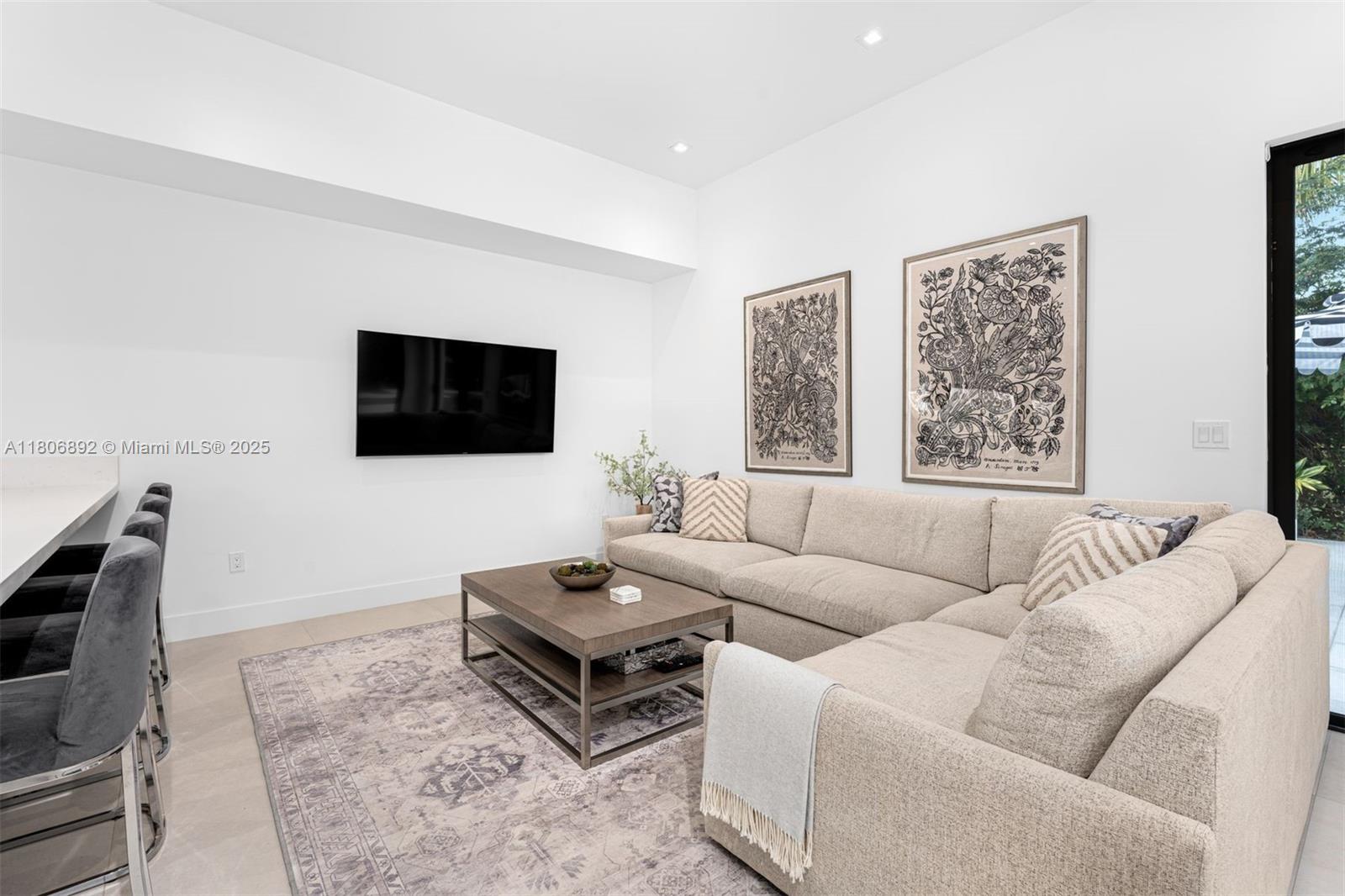 WESTON ESTATES - Residential