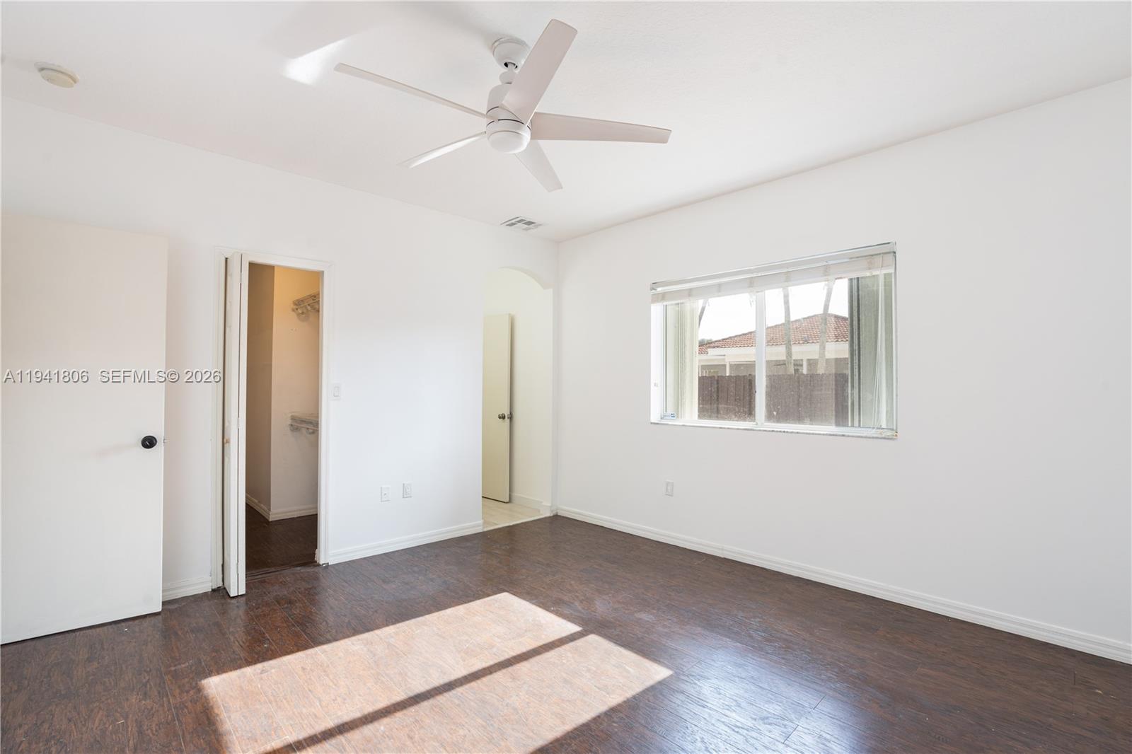 KINGDOM DREAM - Residential Lease