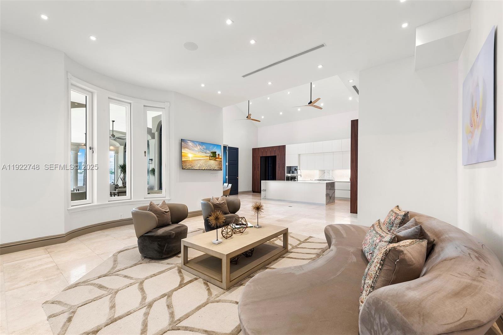 HIBISCUS ISLAND - Residential Lease