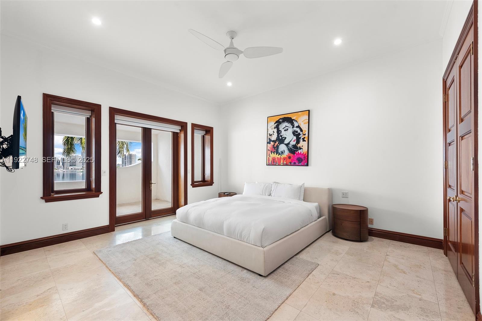 HIBISCUS ISLAND - Residential Lease