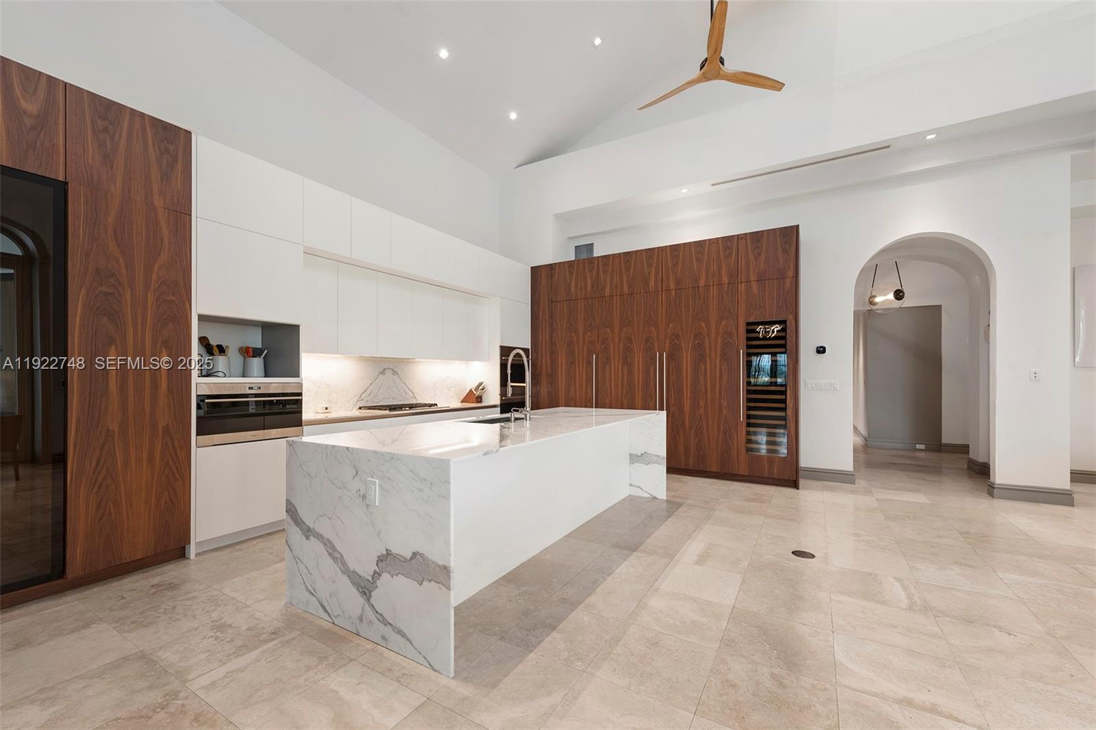 HIBISCUS ISLAND - Residential Lease