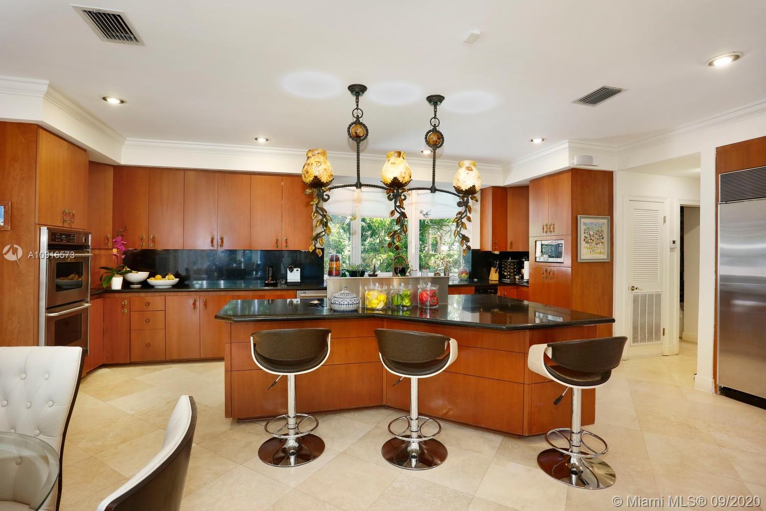 LEAFY WAY - Residential