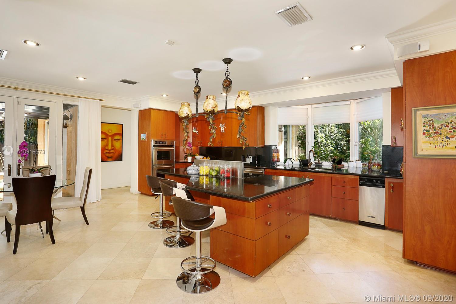 LEAFY WAY - Residential