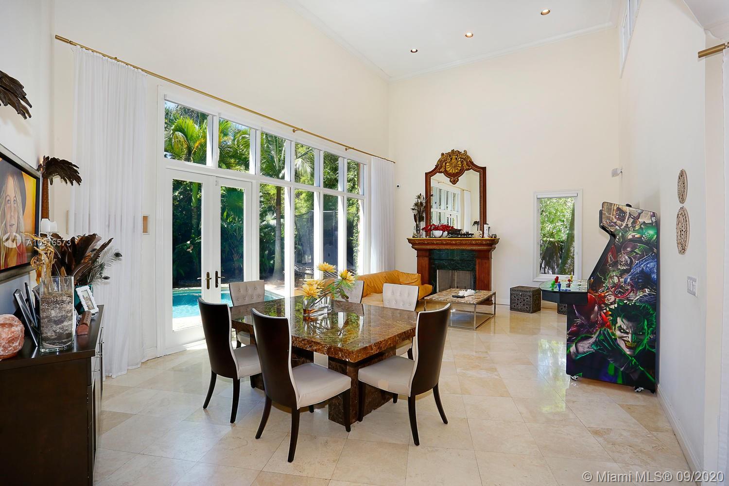 LEAFY WAY - Residential