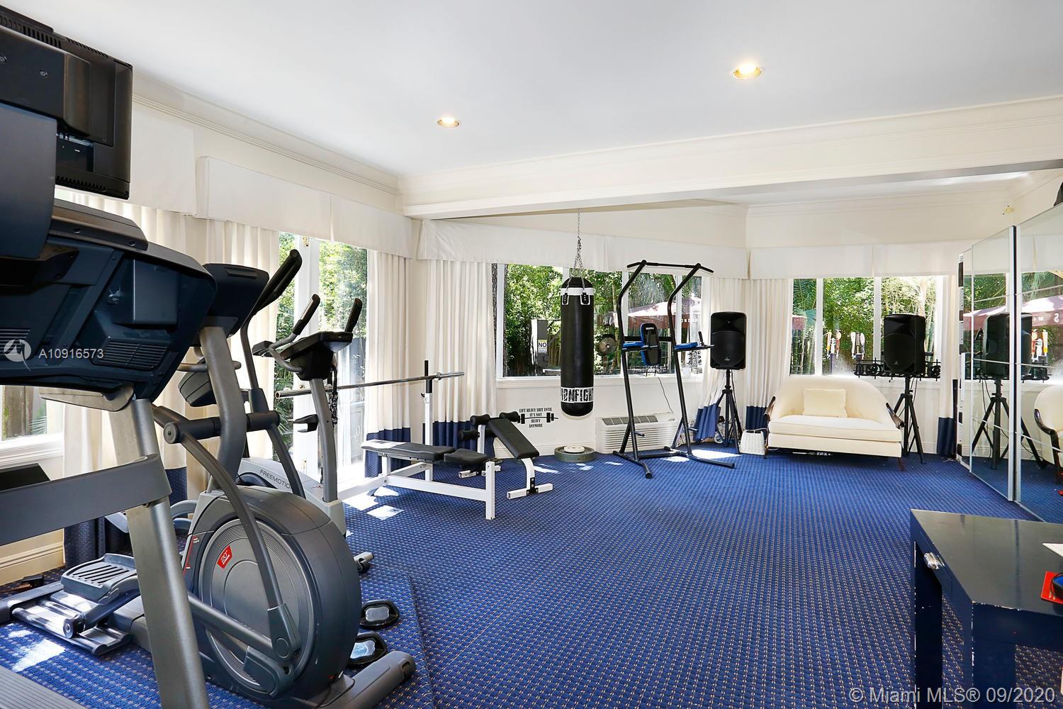 LEAFY WAY - Residential