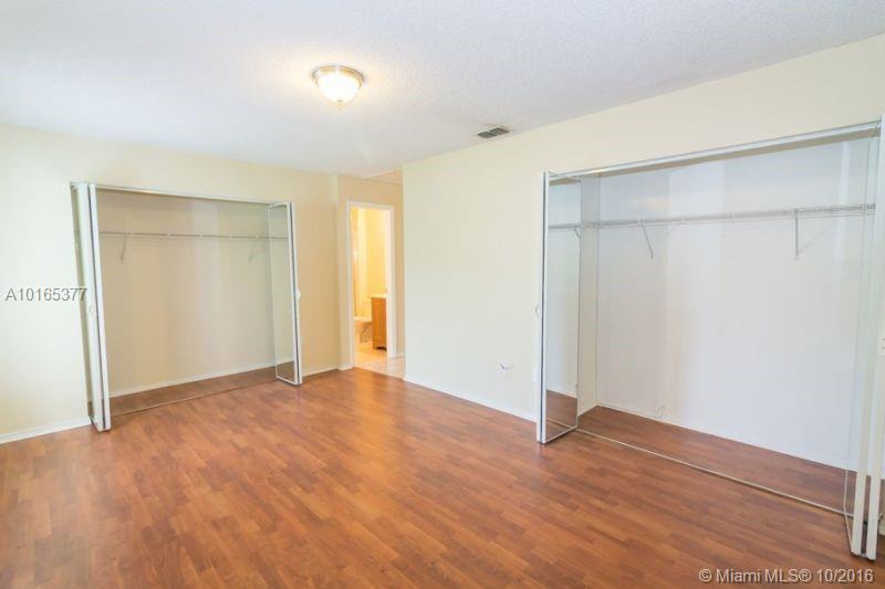 Country Park At Boca Rato - Residential Lease