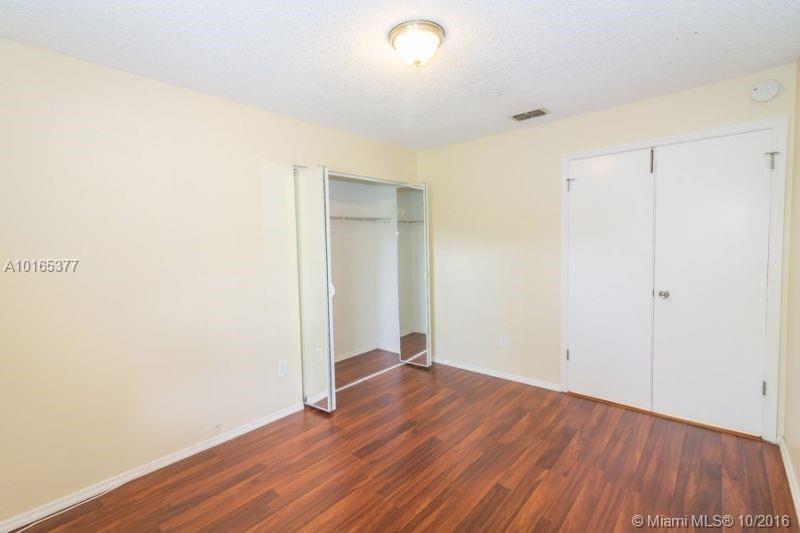 Country Park At Boca Rato - Residential Lease