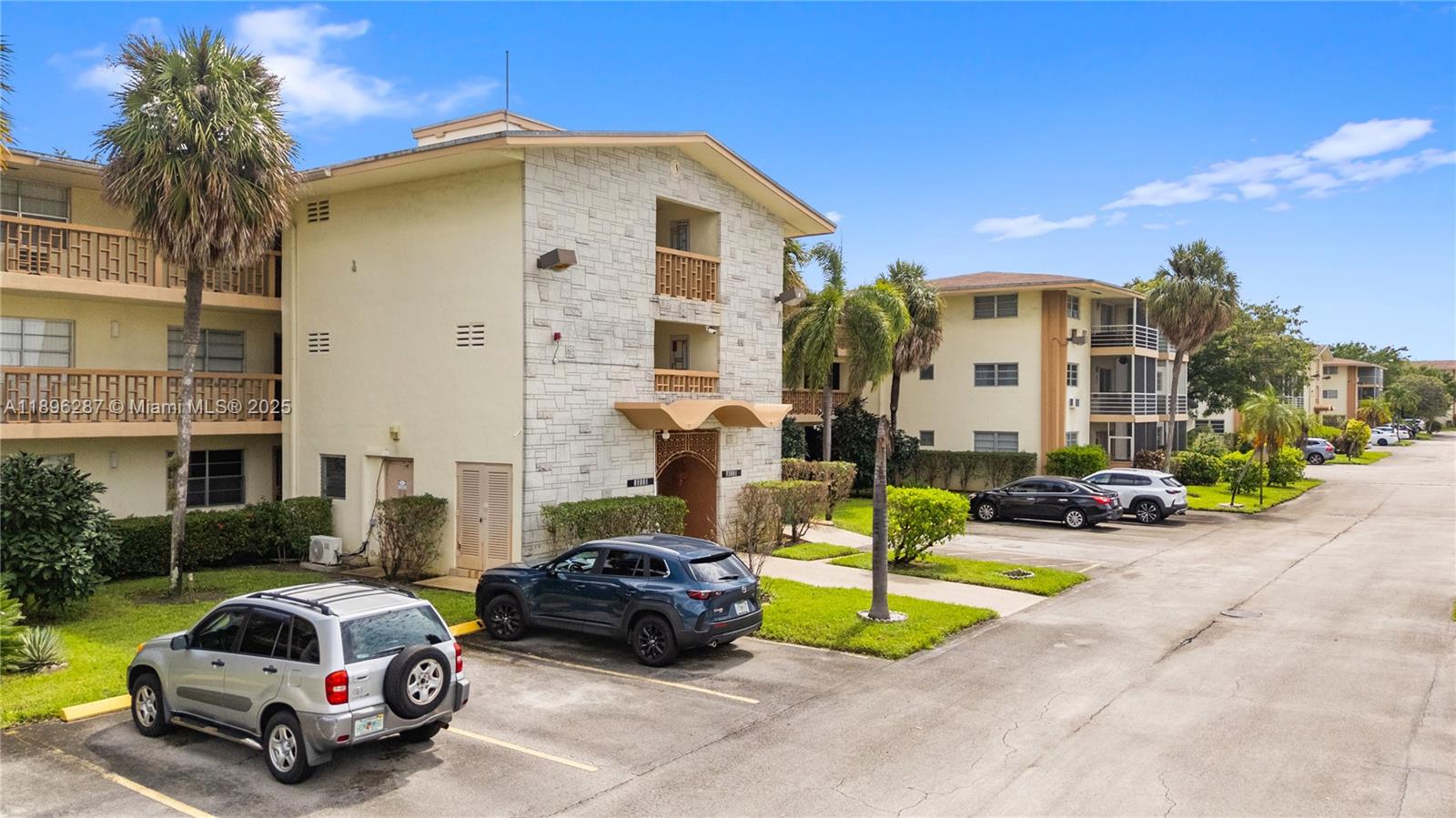 MAR-LEN GARDENS NO 5 CORP - Residential