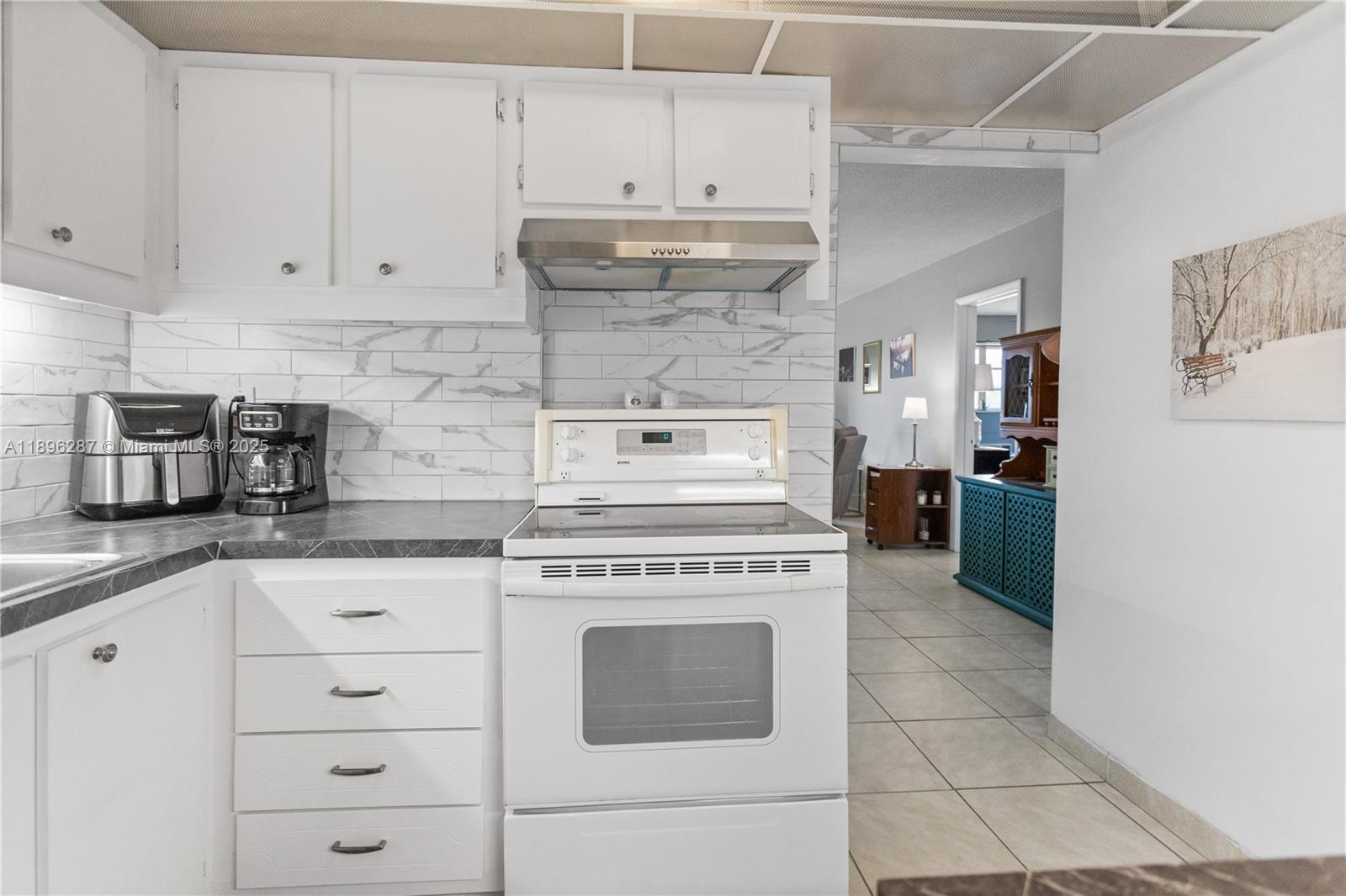 17001 NE 13th Ave 214