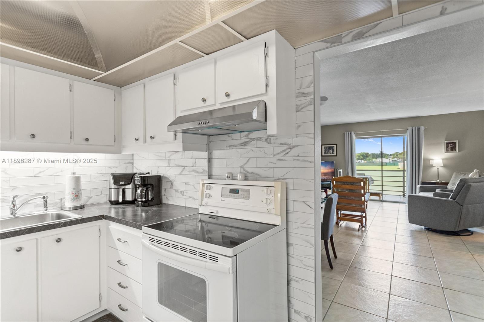 17001 NE 13th Ave 214