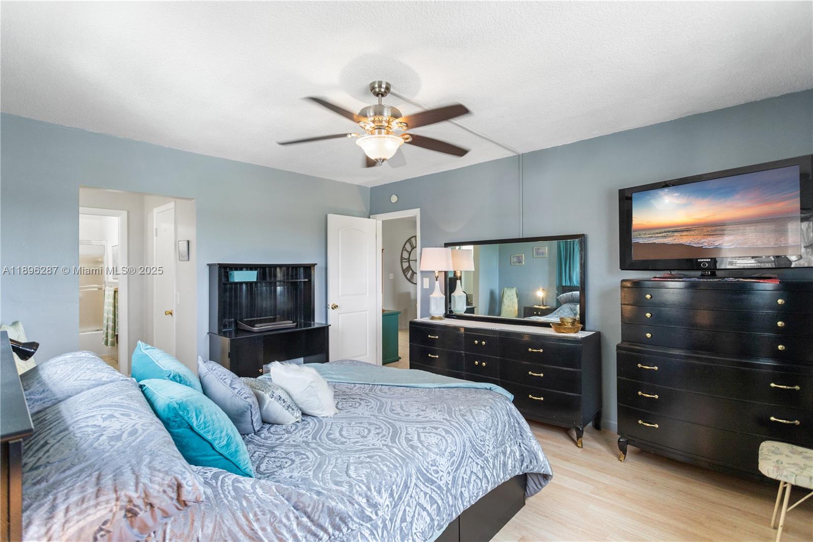 MAR-LEN GARDENS NO 5 CORP - Residential