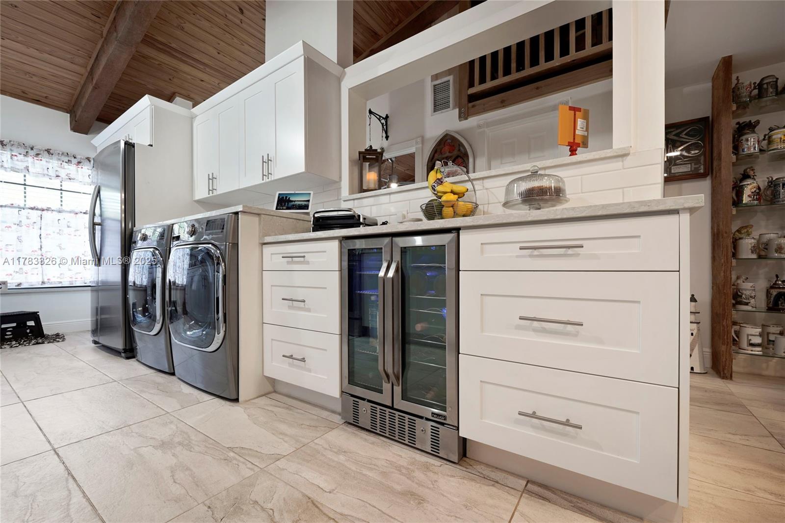 EVERGLADES SUGAR & LAND C - Residential