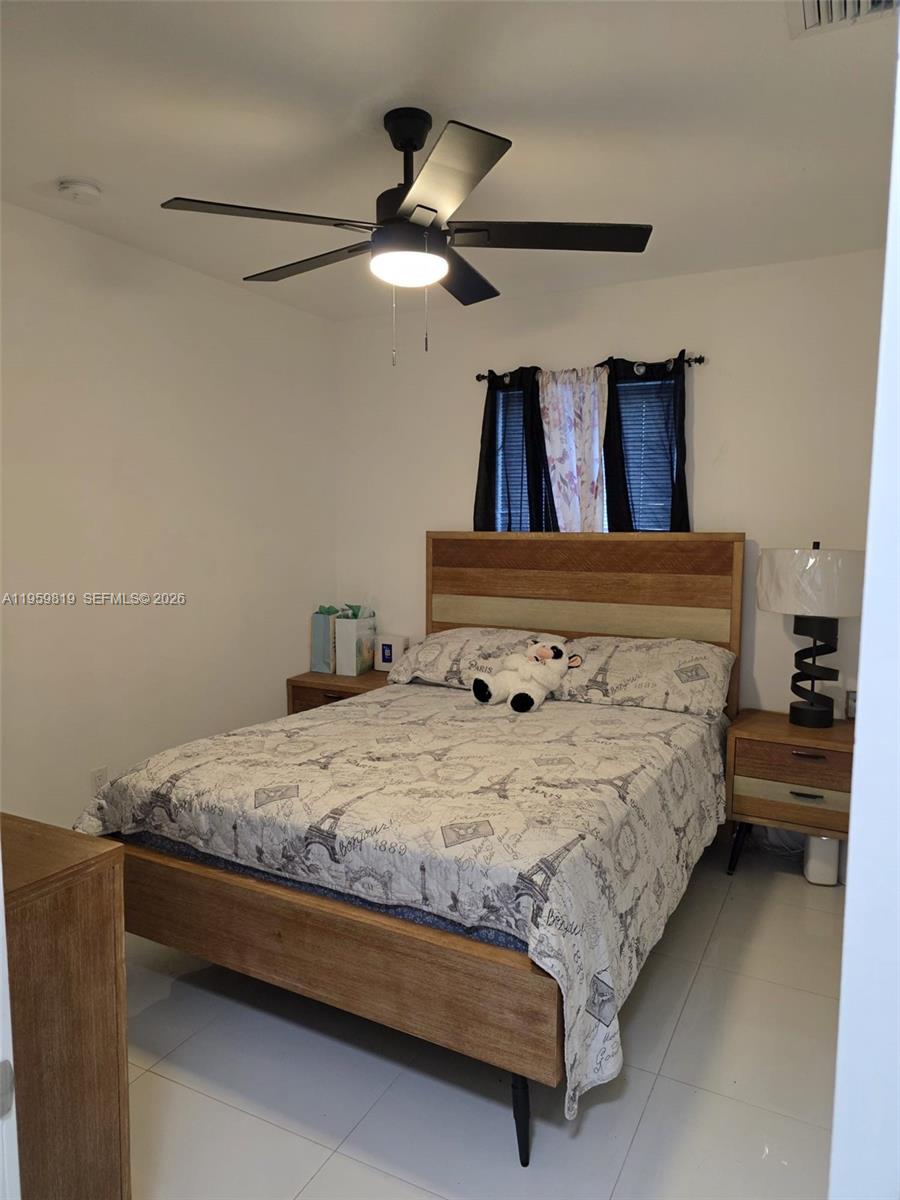 ELSON MANORS - Residential