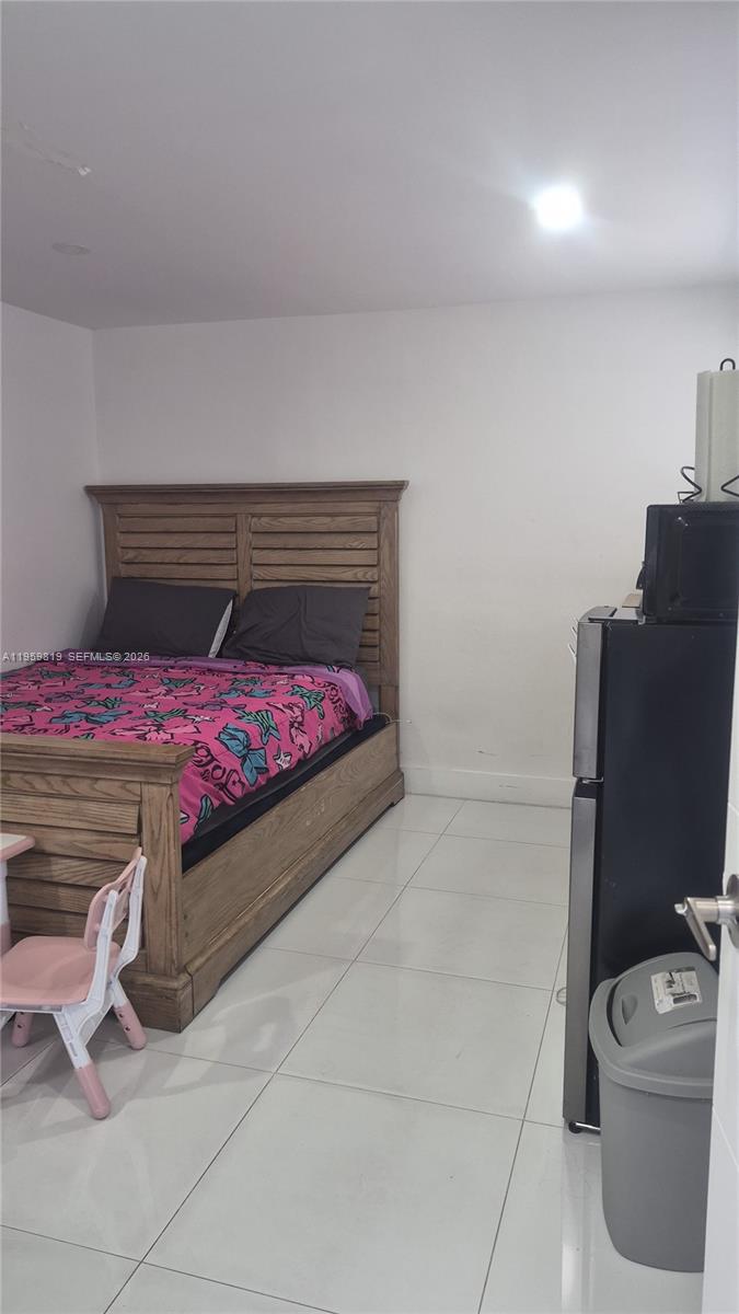 ELSON MANORS - Residential