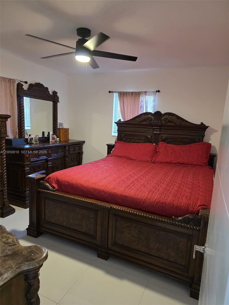 ELSON MANORS - Residential