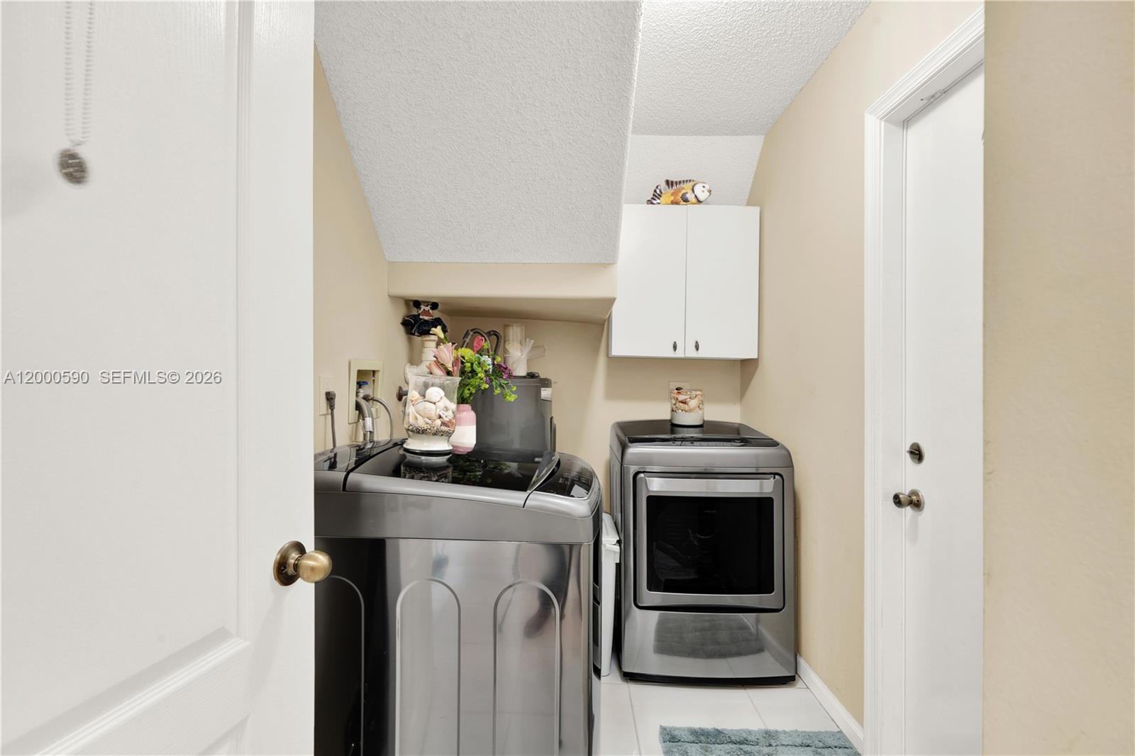 KENSINGTON SOUTH - Residential