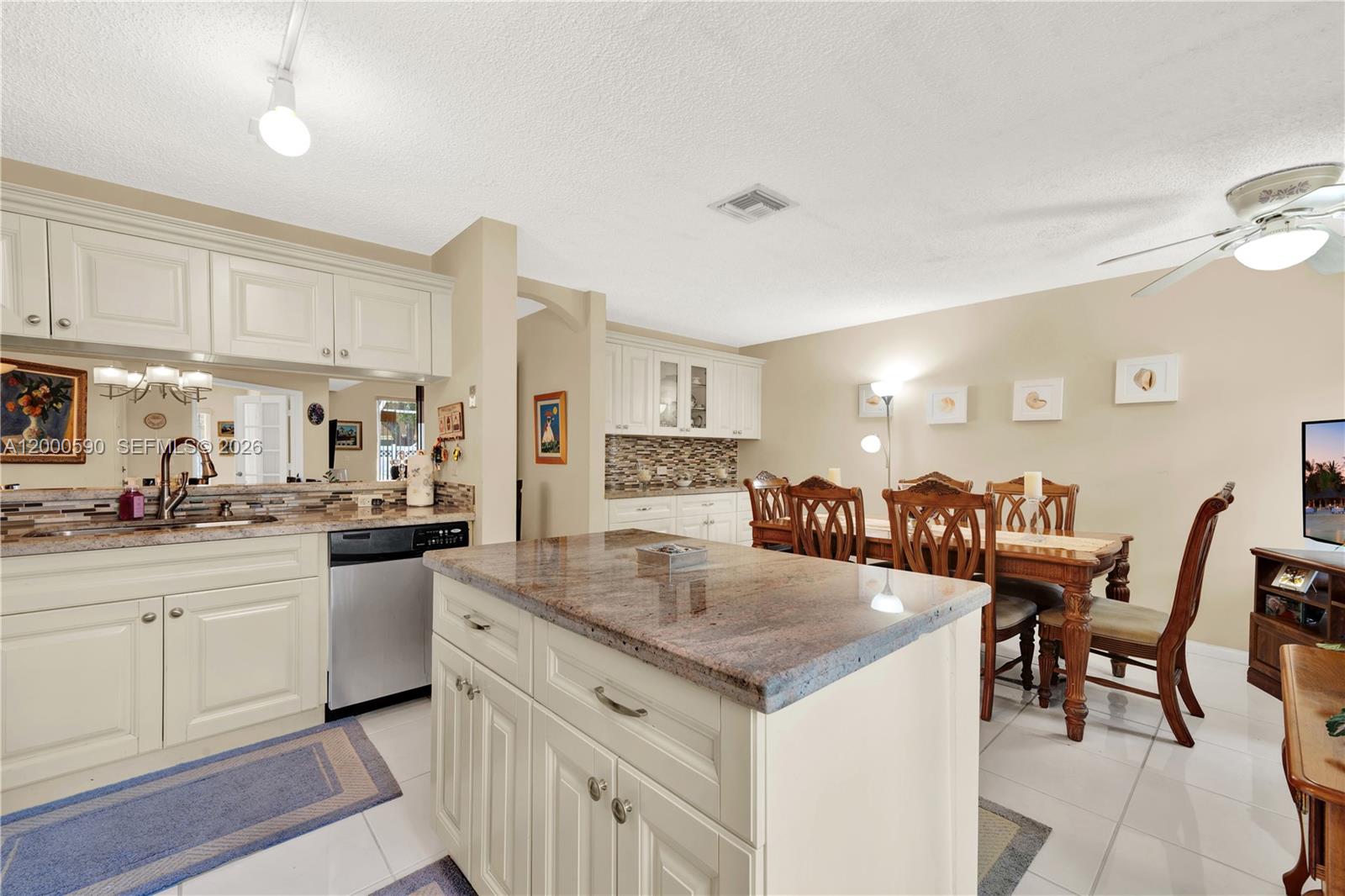 KENSINGTON SOUTH - Residential