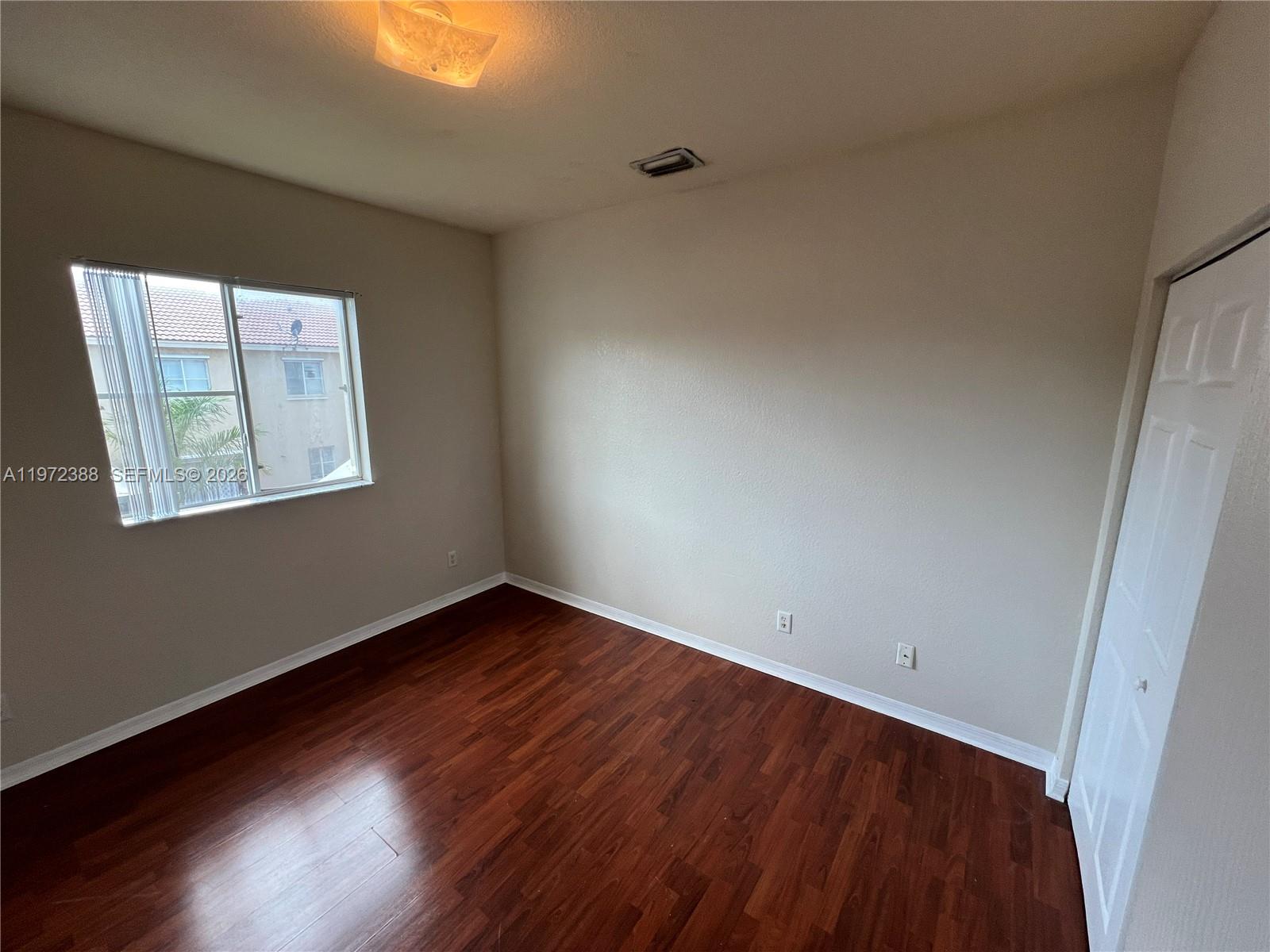 MOWRY VILLAS - Residential