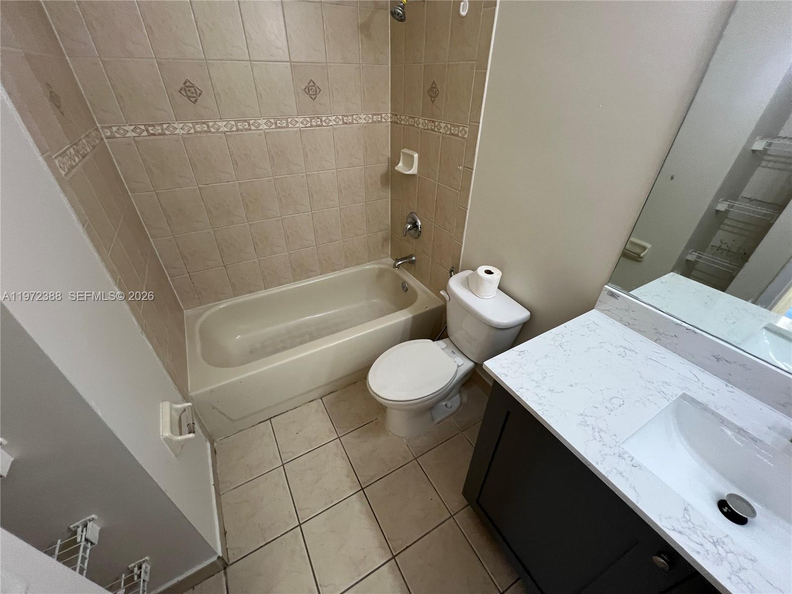 MOWRY VILLAS - Residential