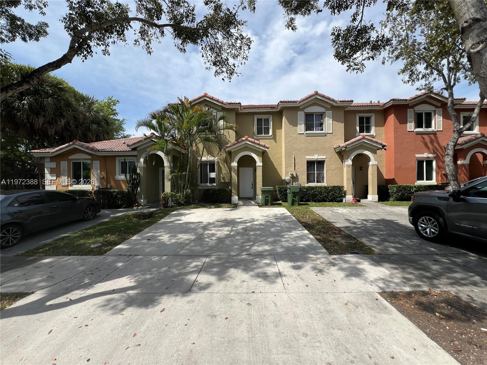 MOWRY VILLAS - Residential