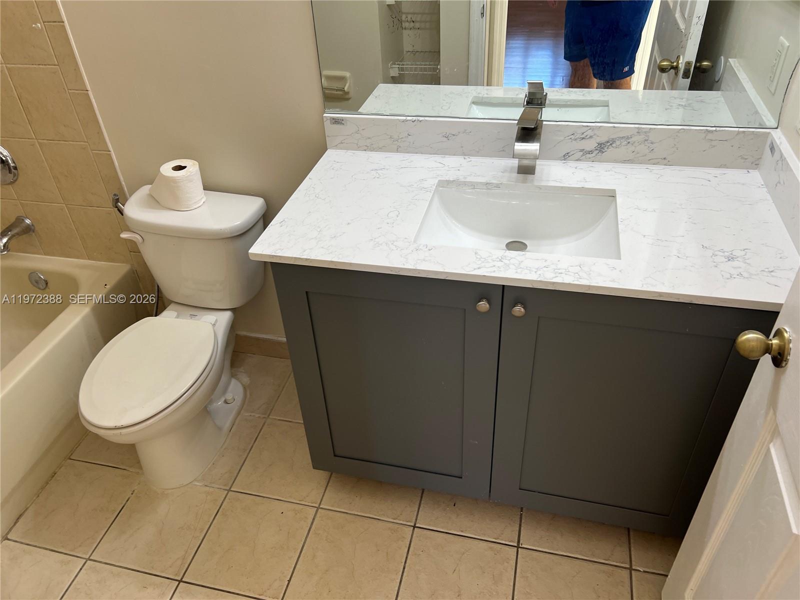 MOWRY VILLAS - Residential