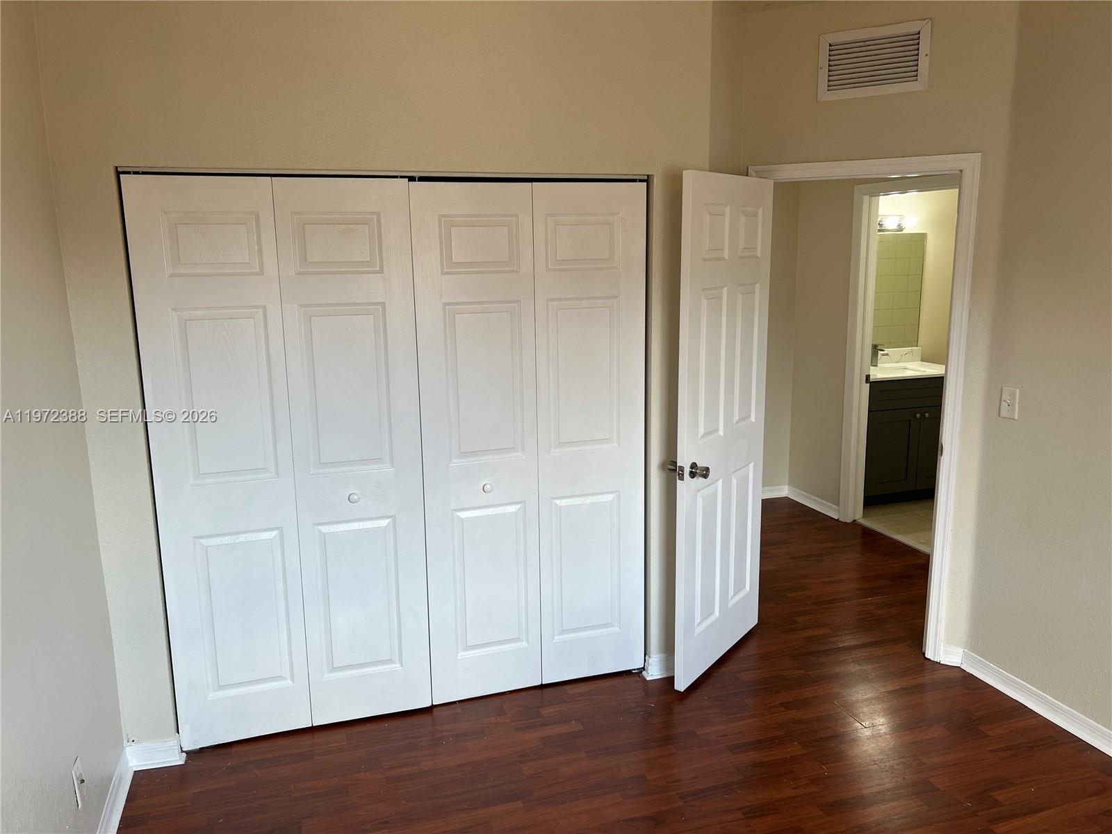 MOWRY VILLAS - Residential