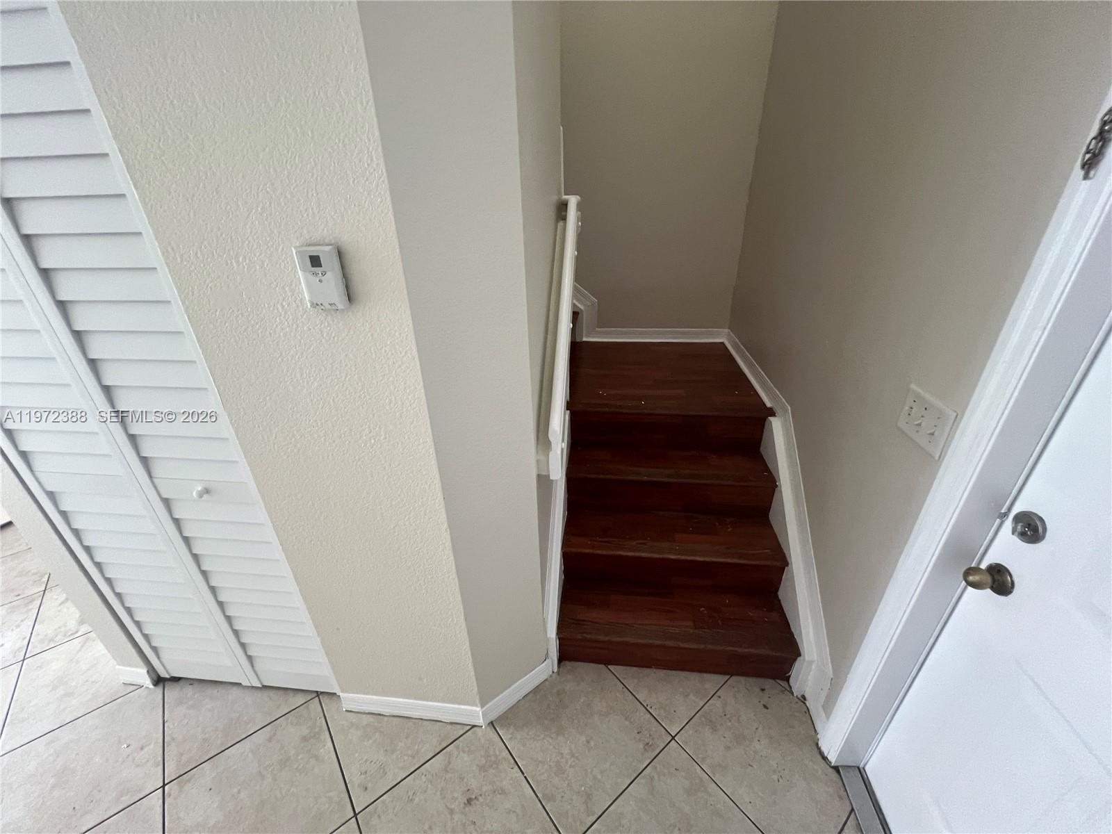 MOWRY VILLAS - Residential