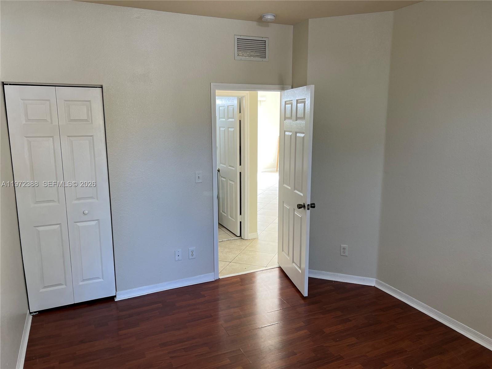 MOWRY VILLAS - Residential