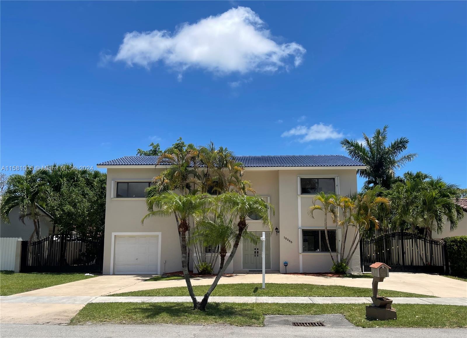 Property for Sale at 15235 Sw 99th Court Ct, Miami, Broward County, Florida - Bedrooms: 4 
Bathrooms: 3  - $760,000