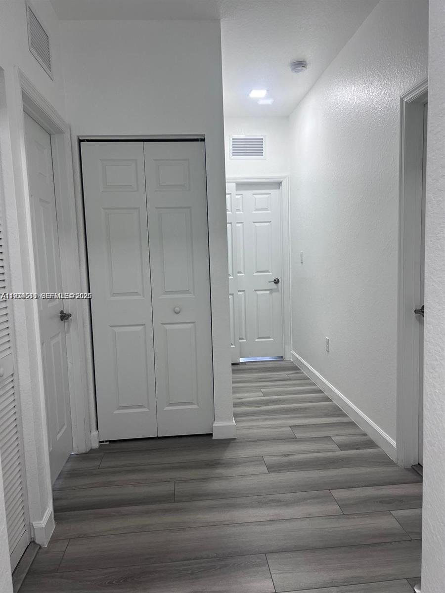 AQUABELLA NORTH REPLAT - Residential Lease