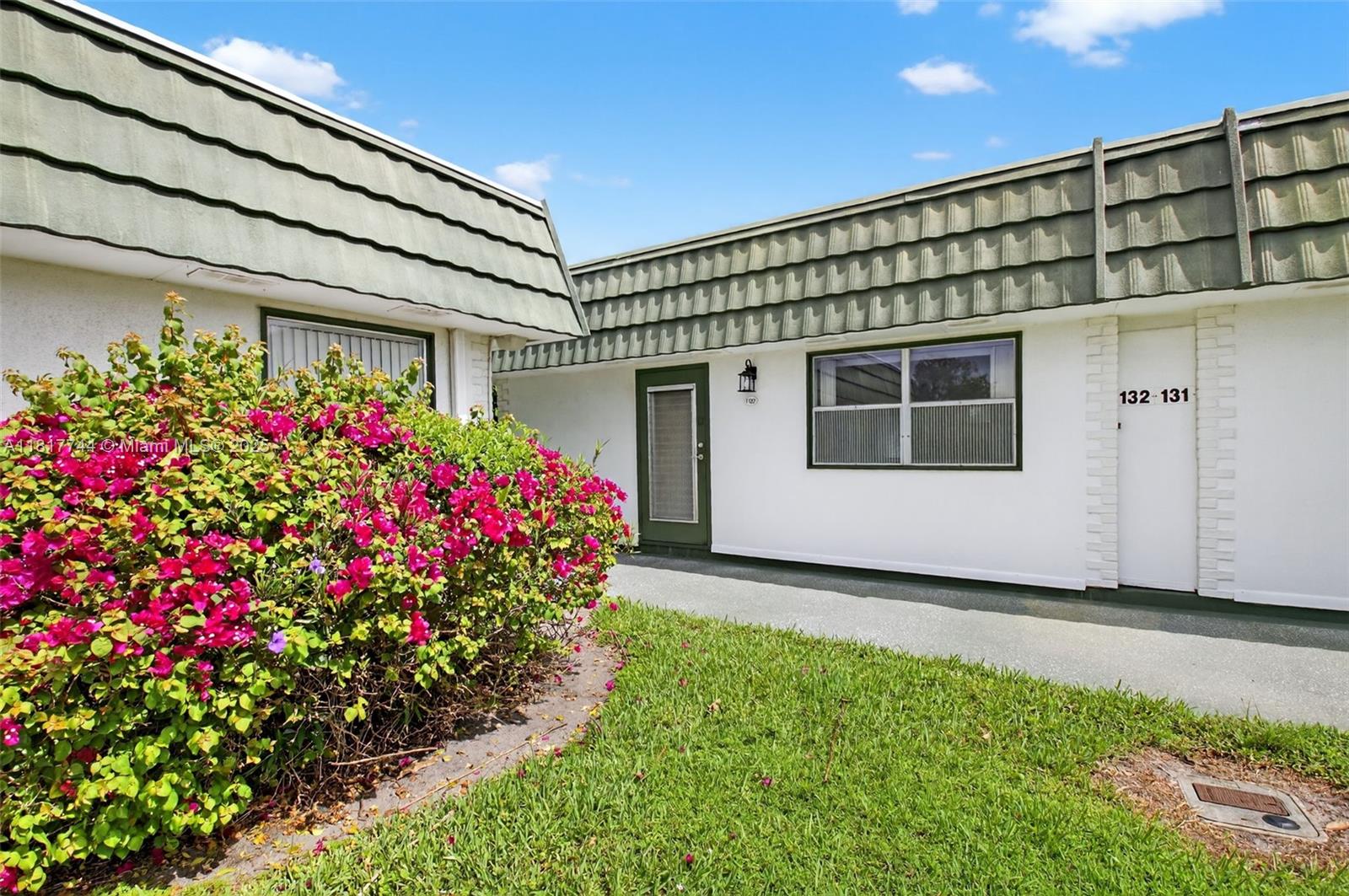 KINGS POINT WATERFORD CON - Residential