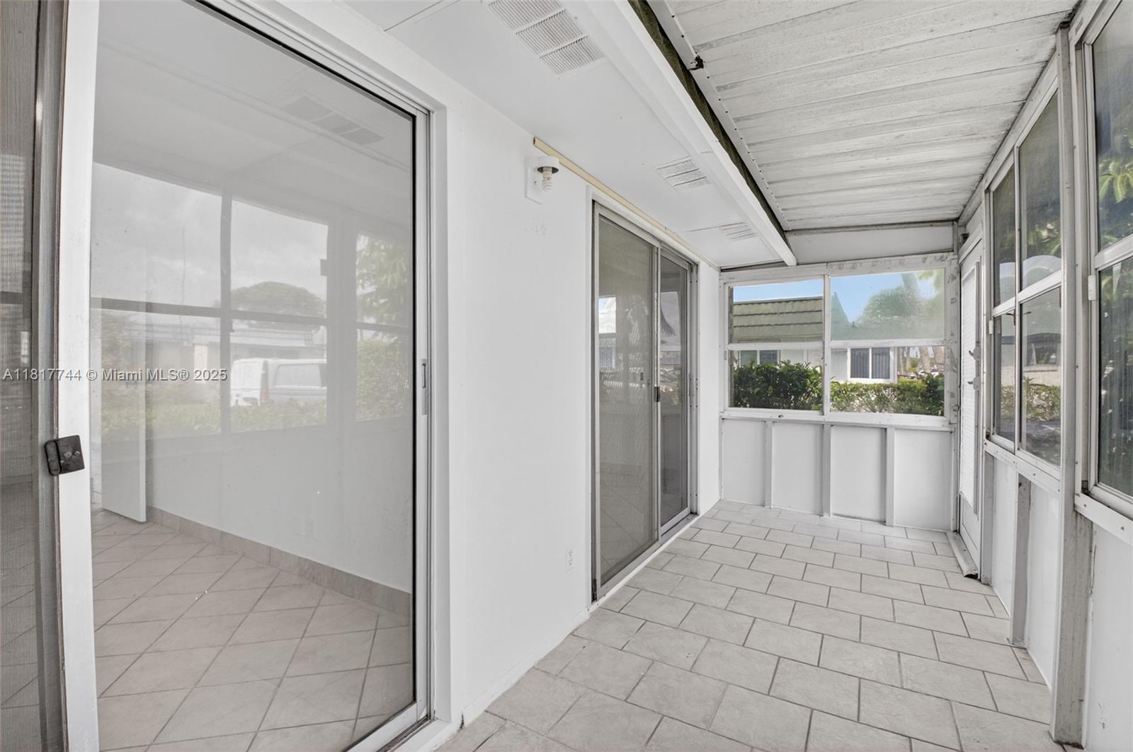 KINGS POINT WATERFORD CON - Residential