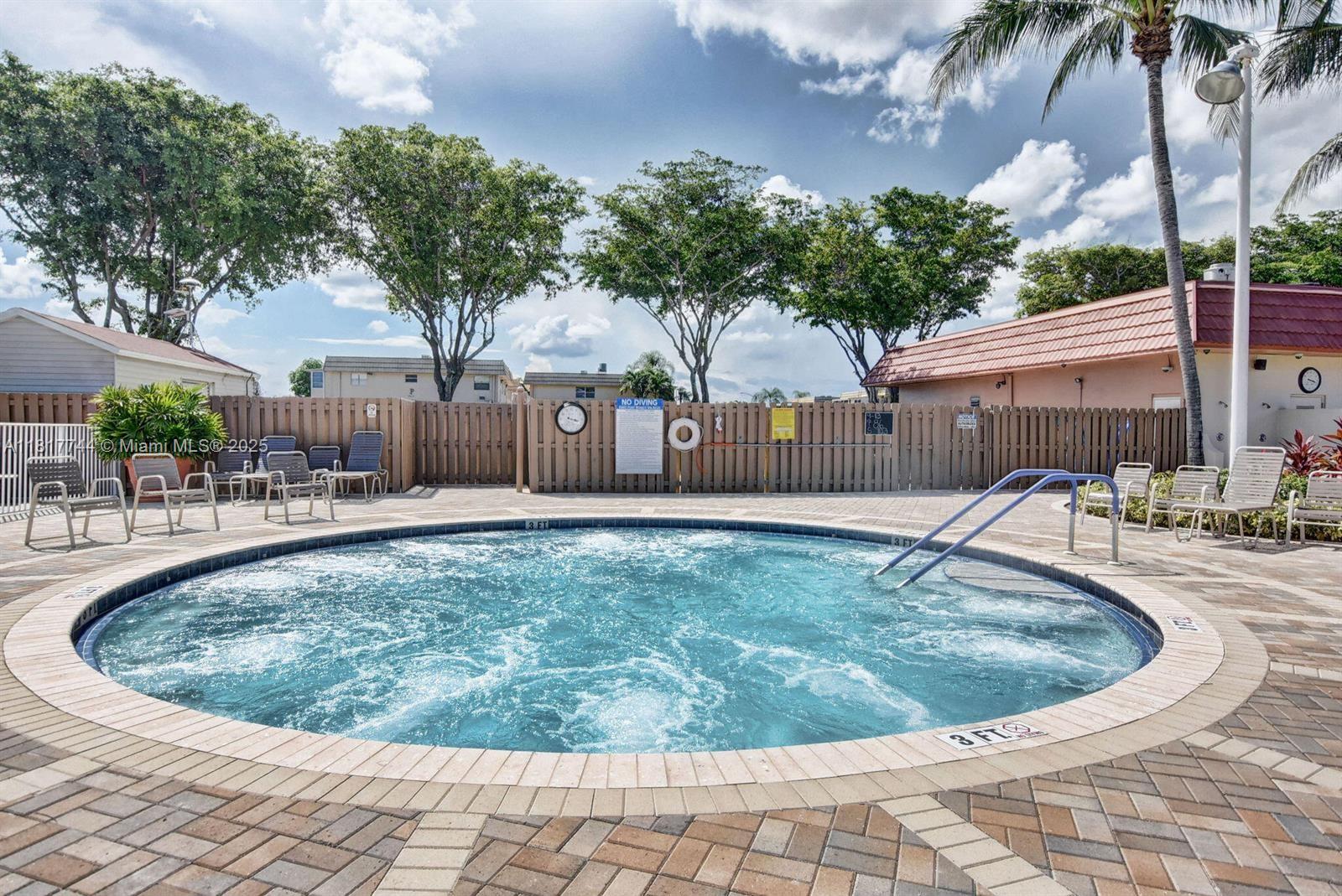 KINGS POINT WATERFORD CON - Residential