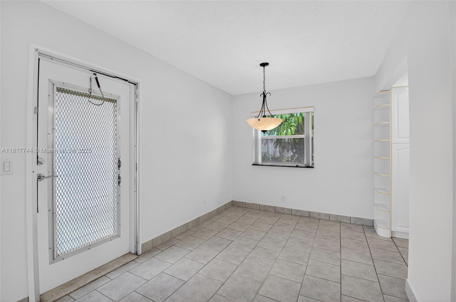 KINGS POINT WATERFORD CON - Residential