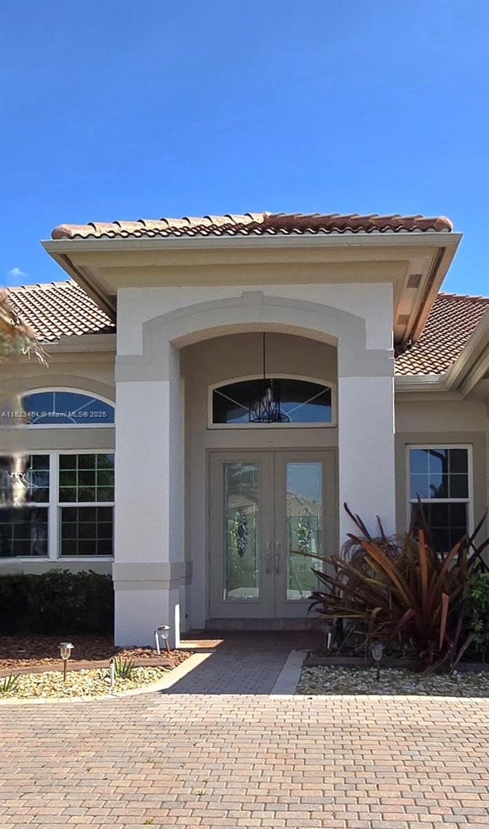 RIVERSTONE - Residential Lease