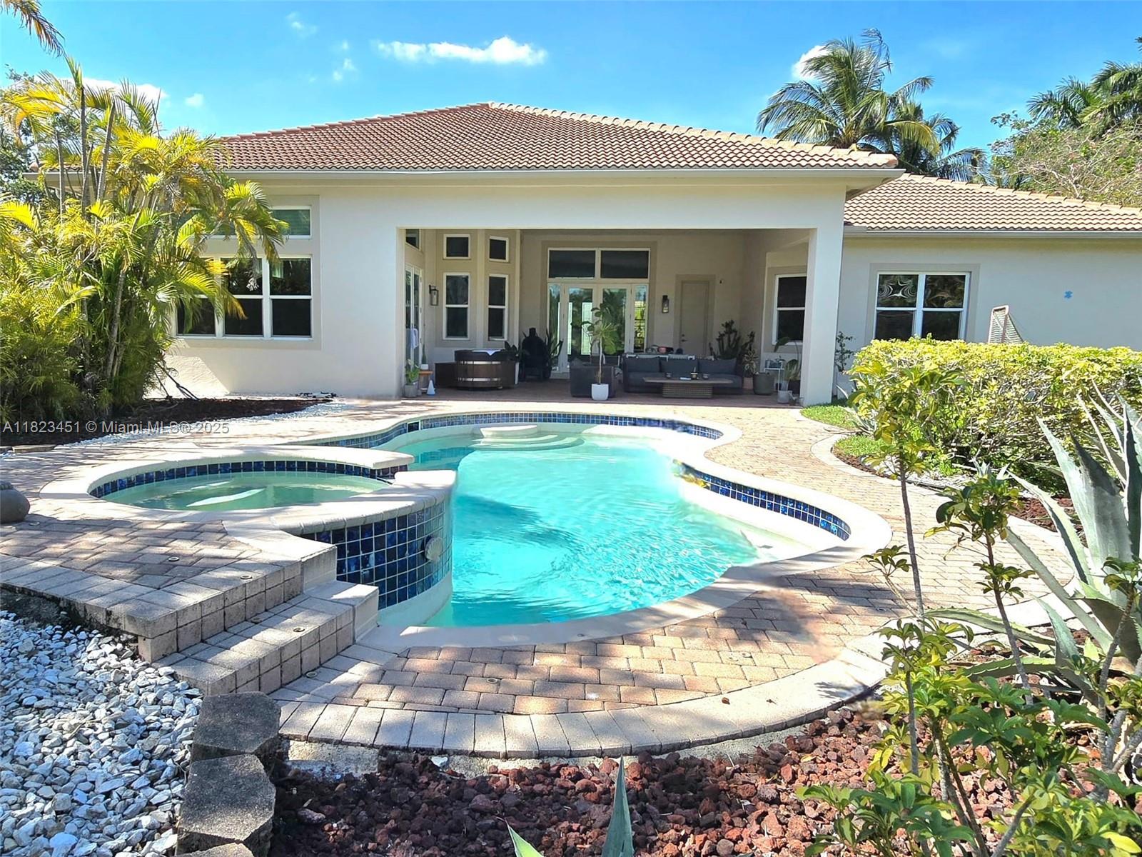 RIVERSTONE - Residential Lease