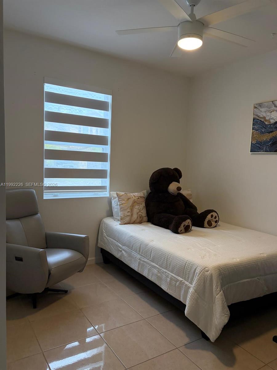 HEMINGWAY POINT - Residential