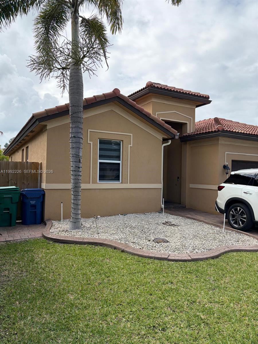 HEMINGWAY POINT - Residential