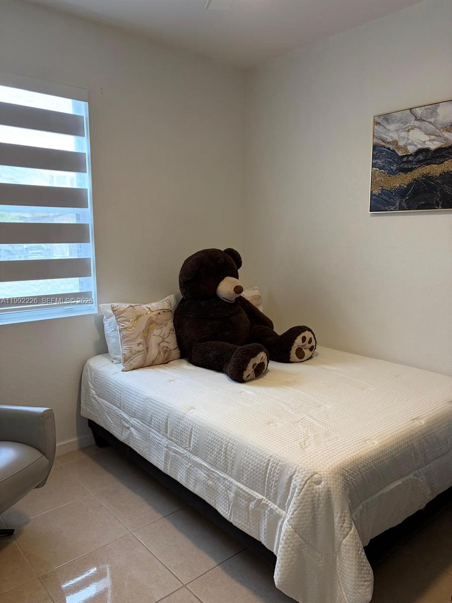 HEMINGWAY POINT - Residential