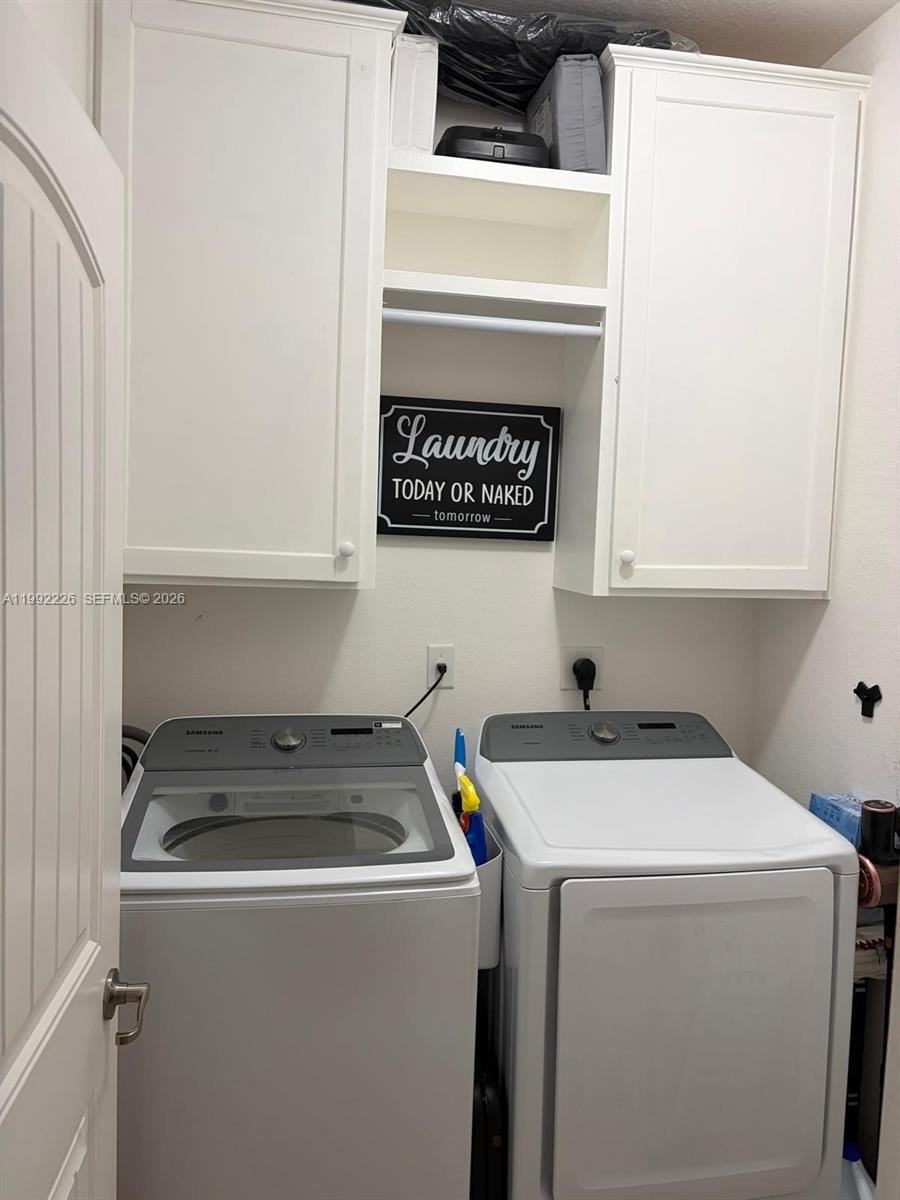 HEMINGWAY POINT - Residential