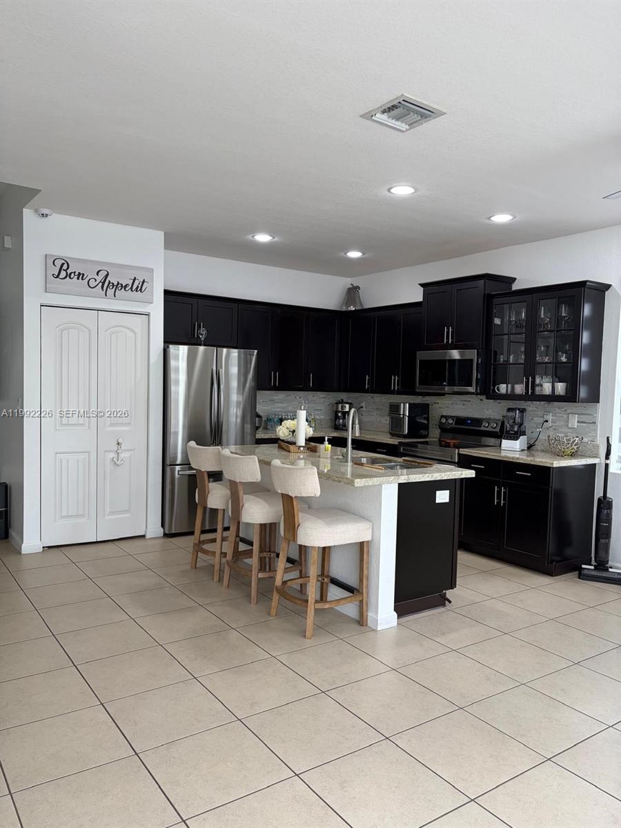 HEMINGWAY POINT - Residential