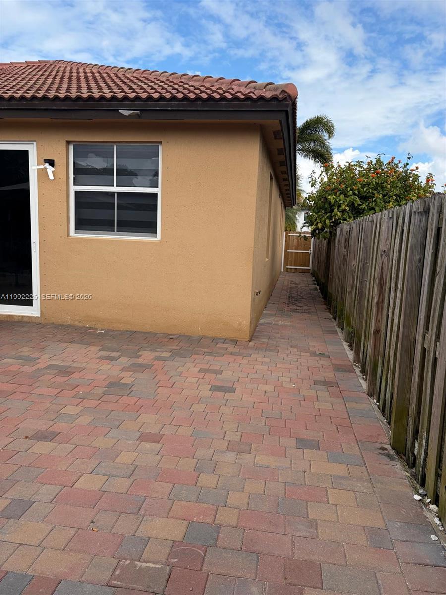 HEMINGWAY POINT - Residential