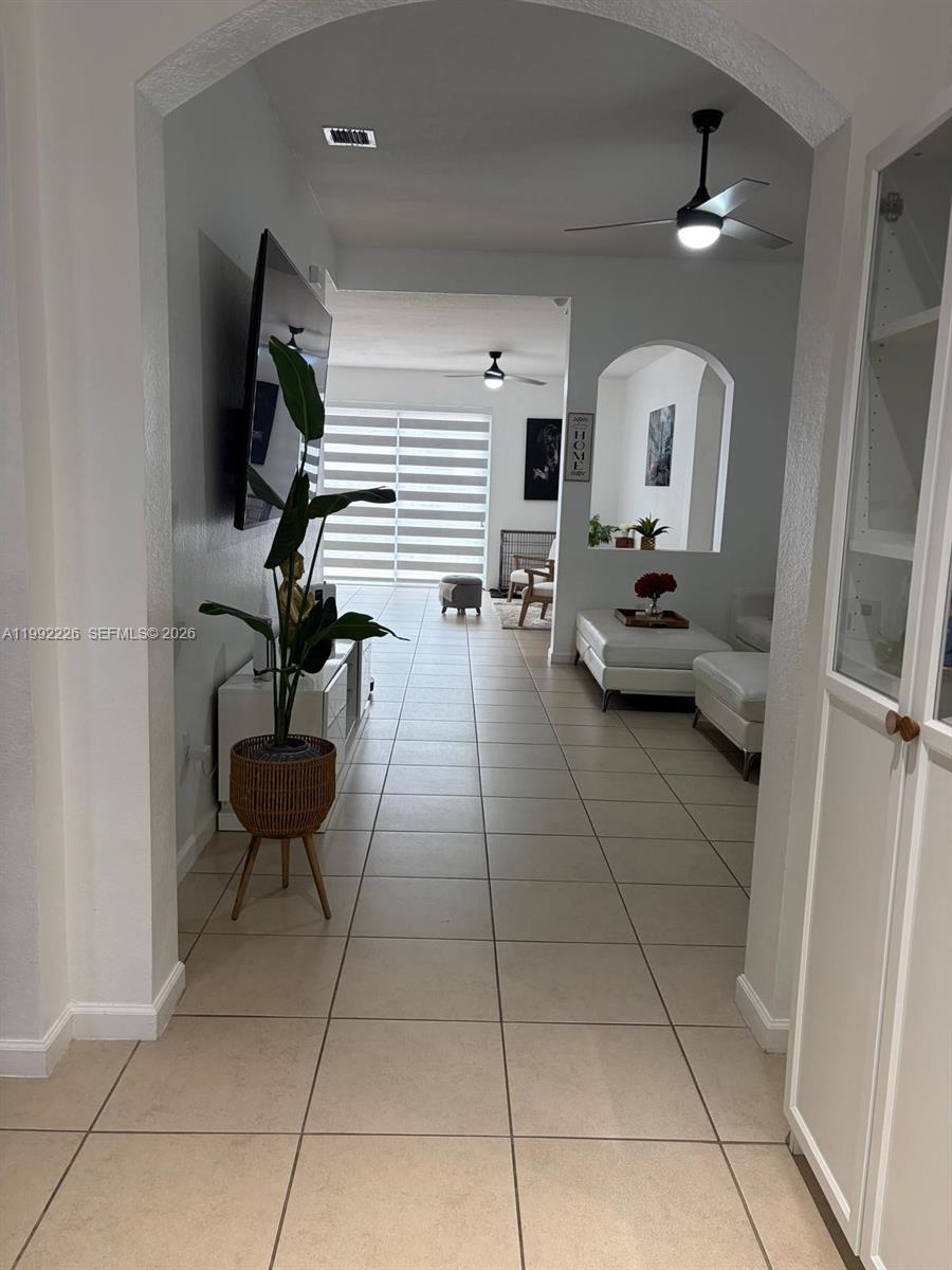 HEMINGWAY POINT - Residential